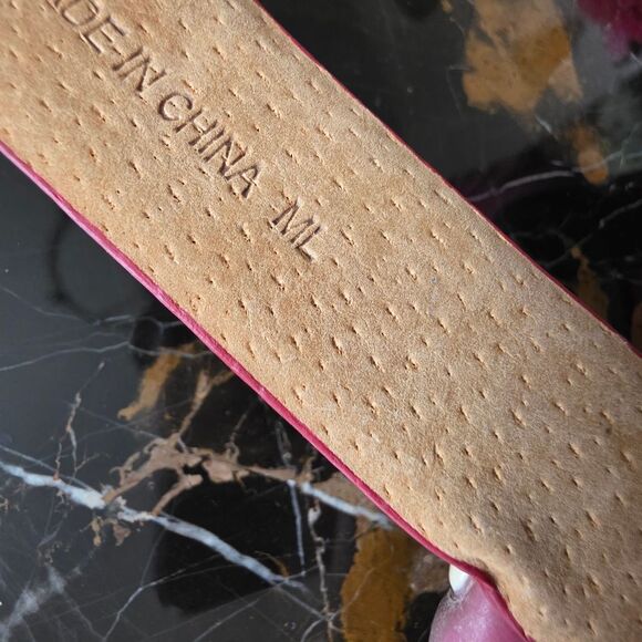 Via Spiga Genuine Leather Red Belt Adjustable Womens Size M/L Hook Front NWT - Picture 8 of 12